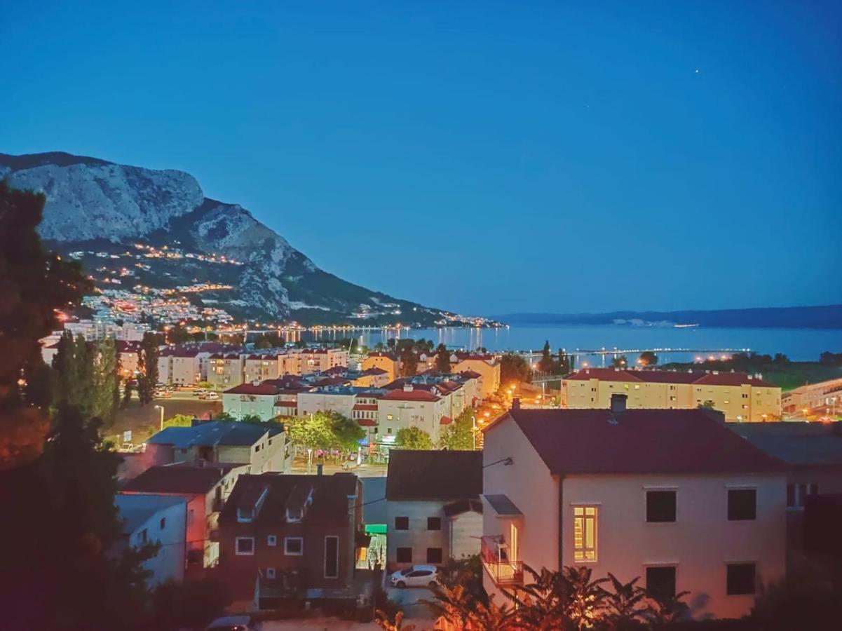 Apartments Elin Omiš Extérieur photo