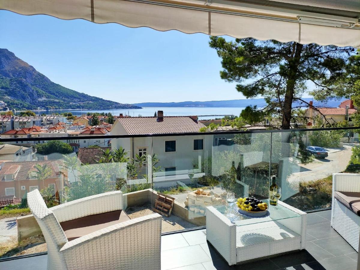 Apartments Elin Omiš Extérieur photo